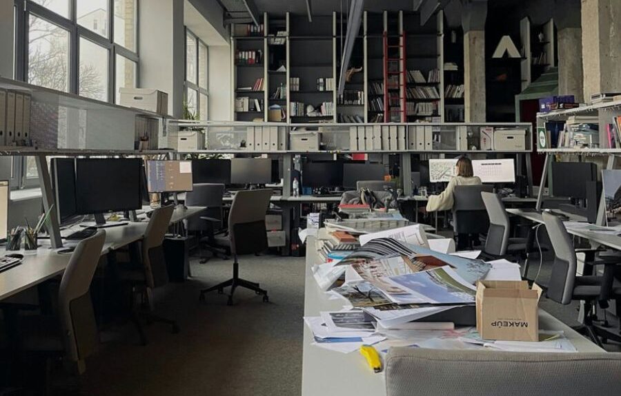 Breaking News Barriers