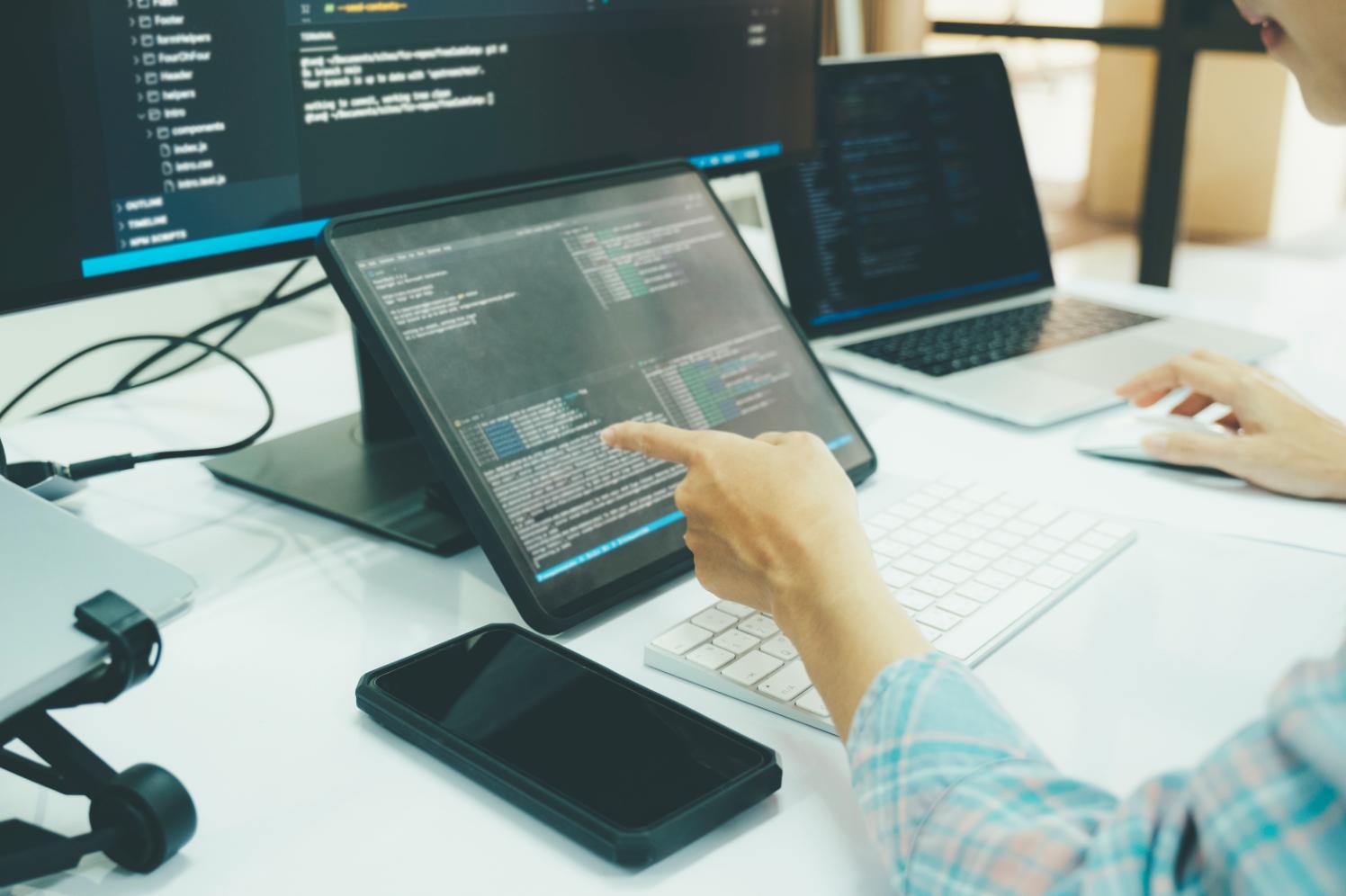 Web Development and User Experience (UX): Designing for Conversion